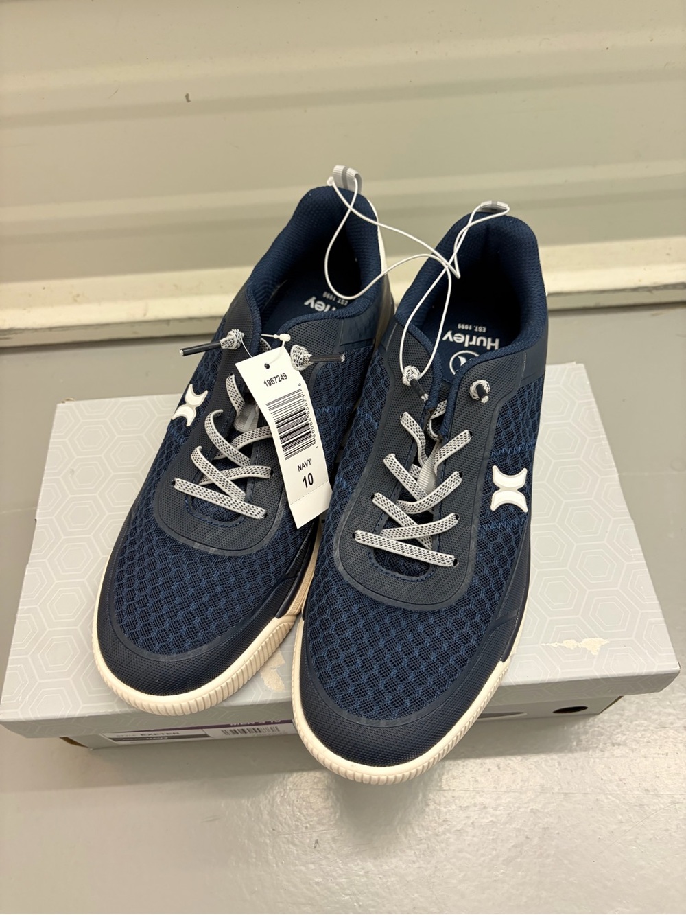 Hurley Exeter Navy Blue Mesh Lace Up Memory Foam Sneakers Men's Size 10 NEW